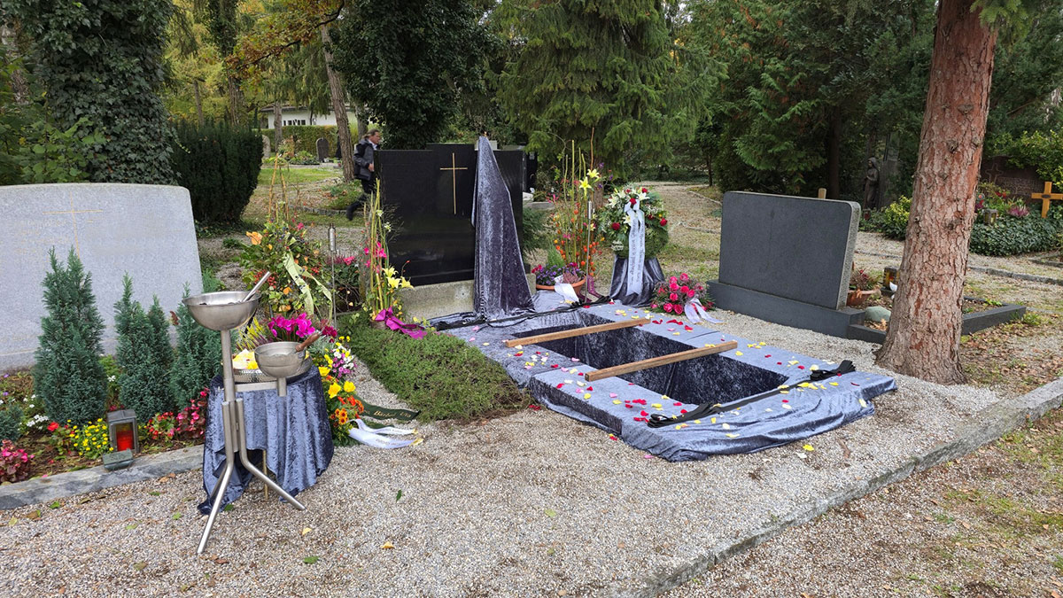 sargbeisetzung after 1